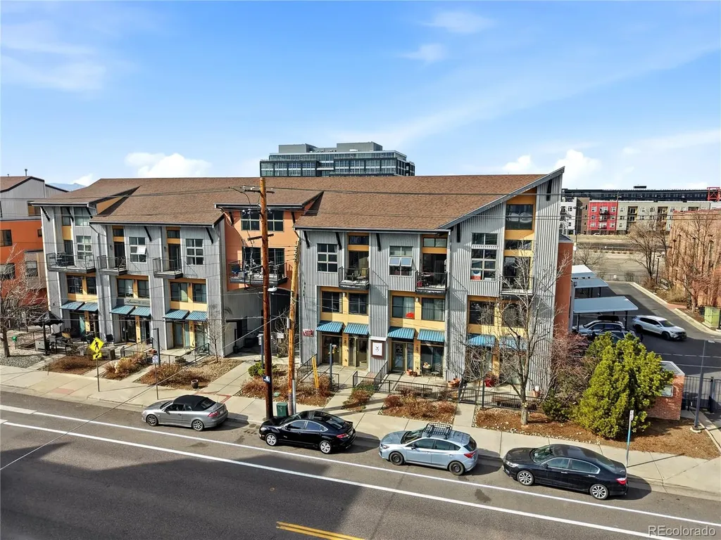 3195 Blake Street Denver CO 80205