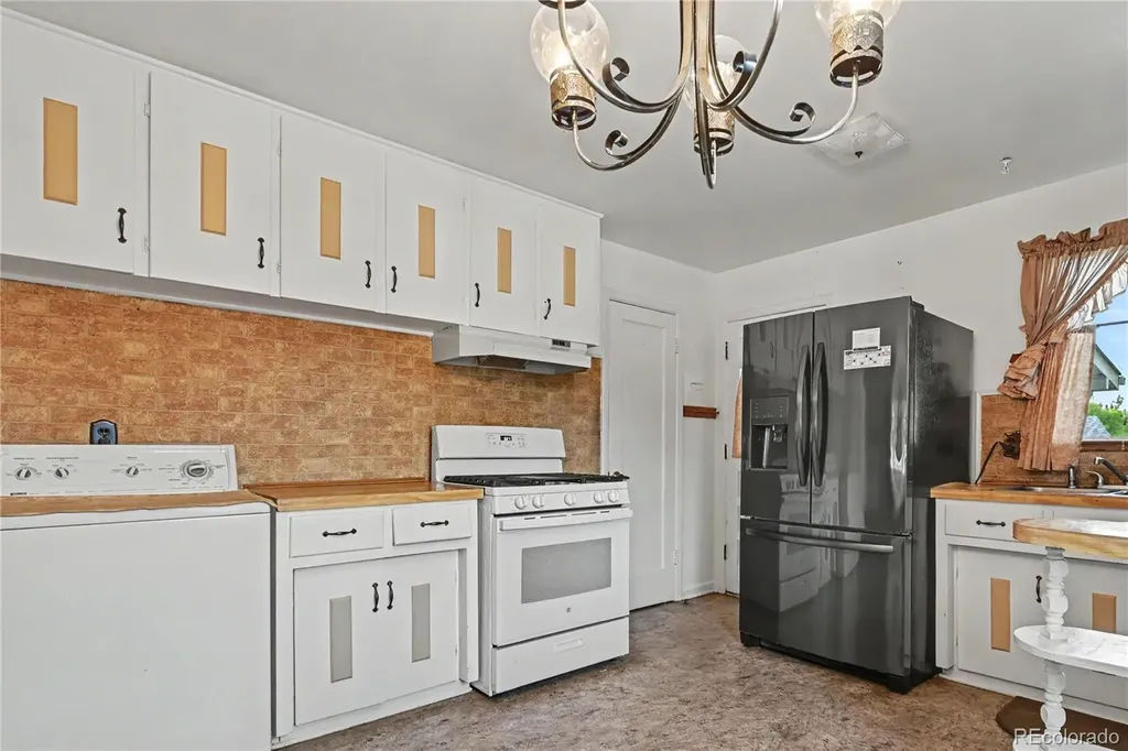 1695 S Wyandot Street Denver CO 80223