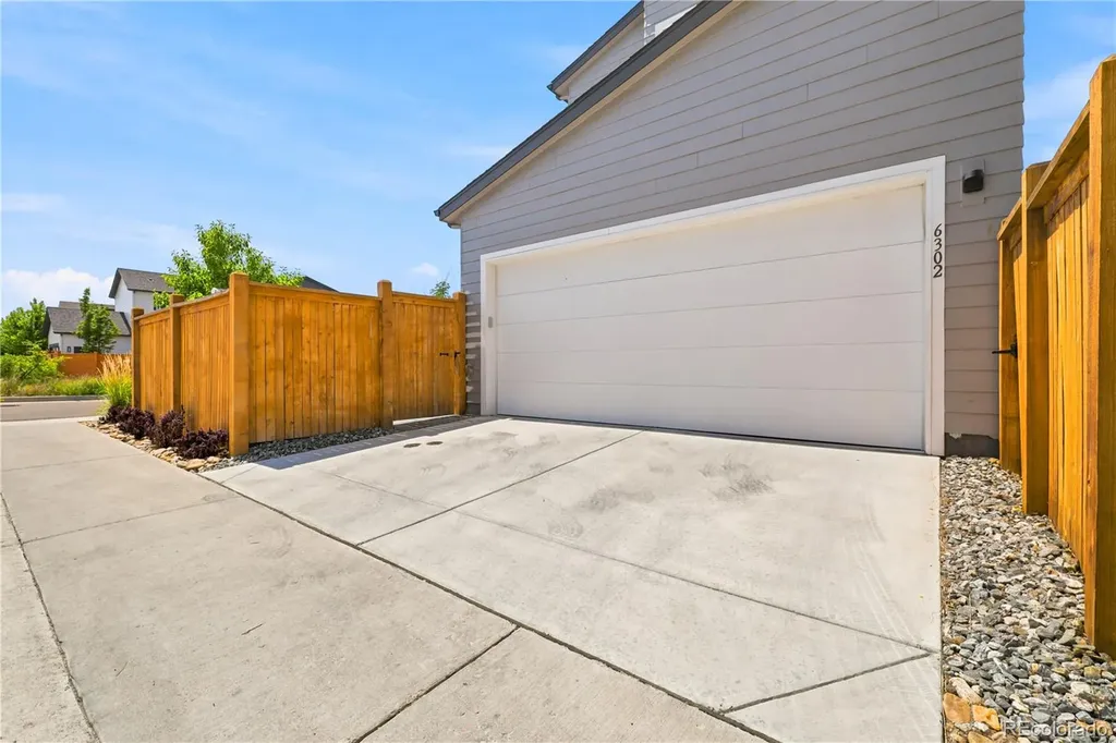 6302 Emporia Street Denver CO 80238