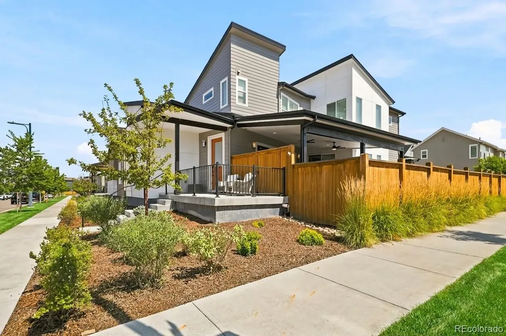 6302 Emporia Street Denver CO 80238