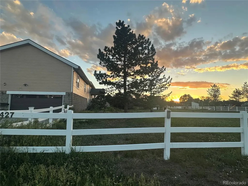 10427 Ammons Street Broomfield CO 80021