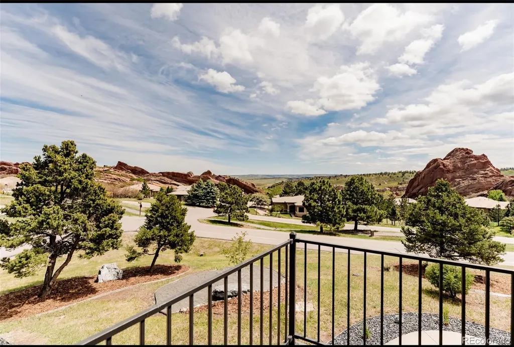 10542 Mossrock Run Littleton CO 80125