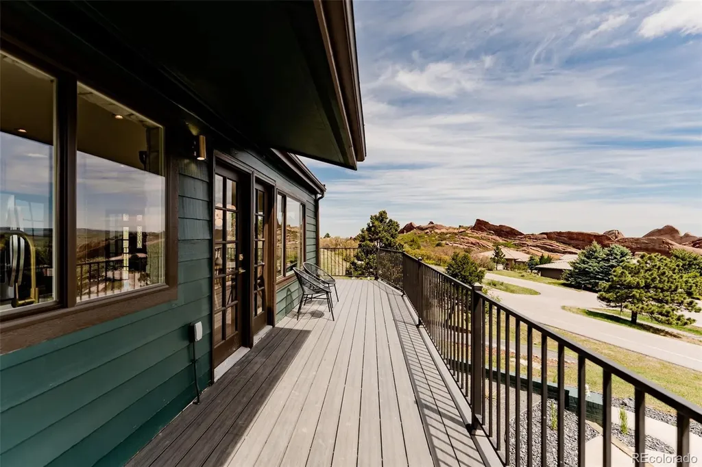 10542 Mossrock Run Littleton CO 80125