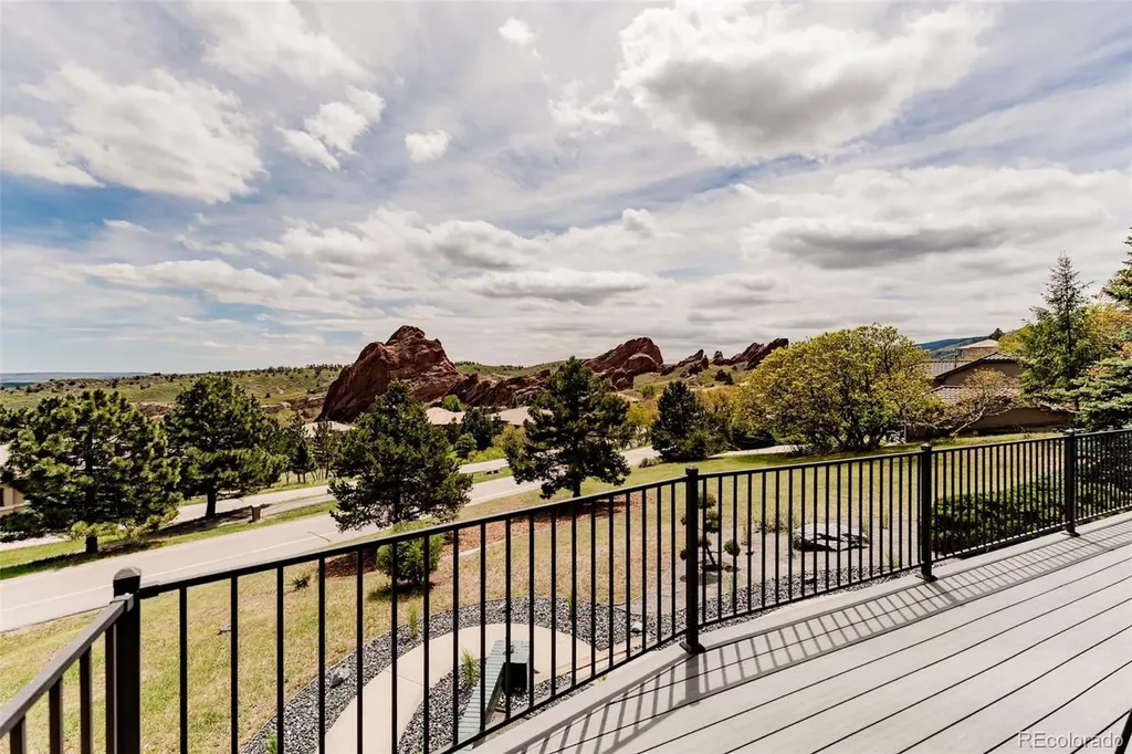 10542 Mossrock Run Littleton CO 80125