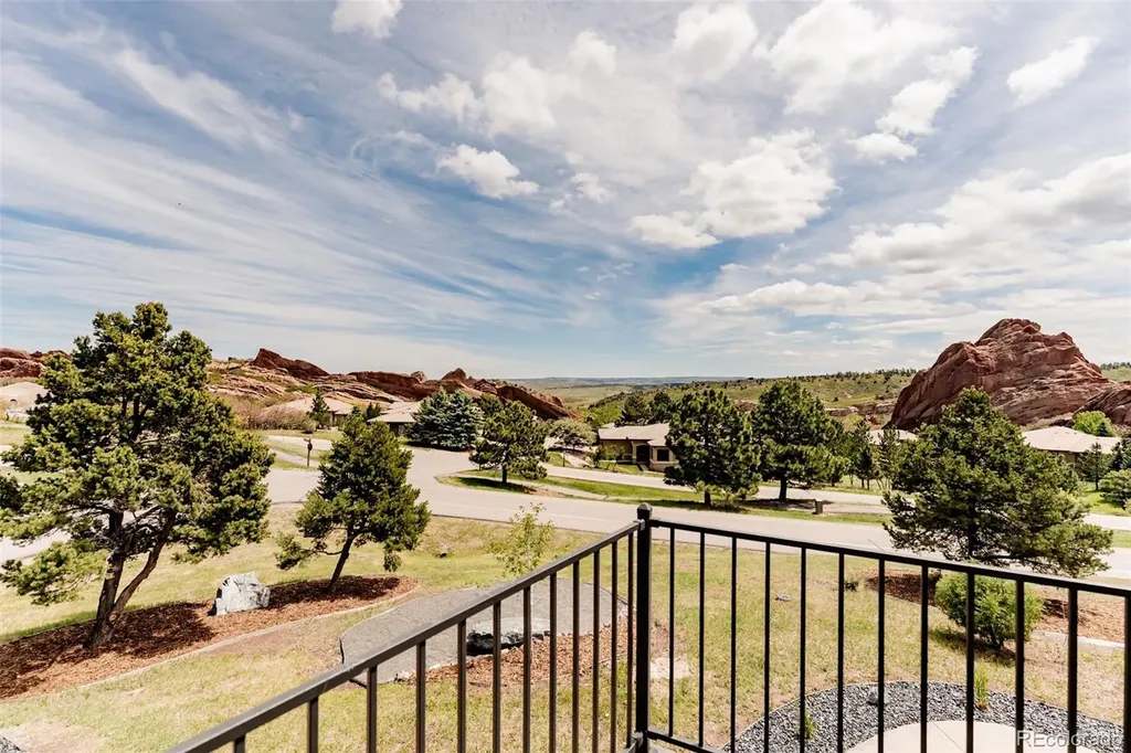 10542 Mossrock Run Littleton CO 80125