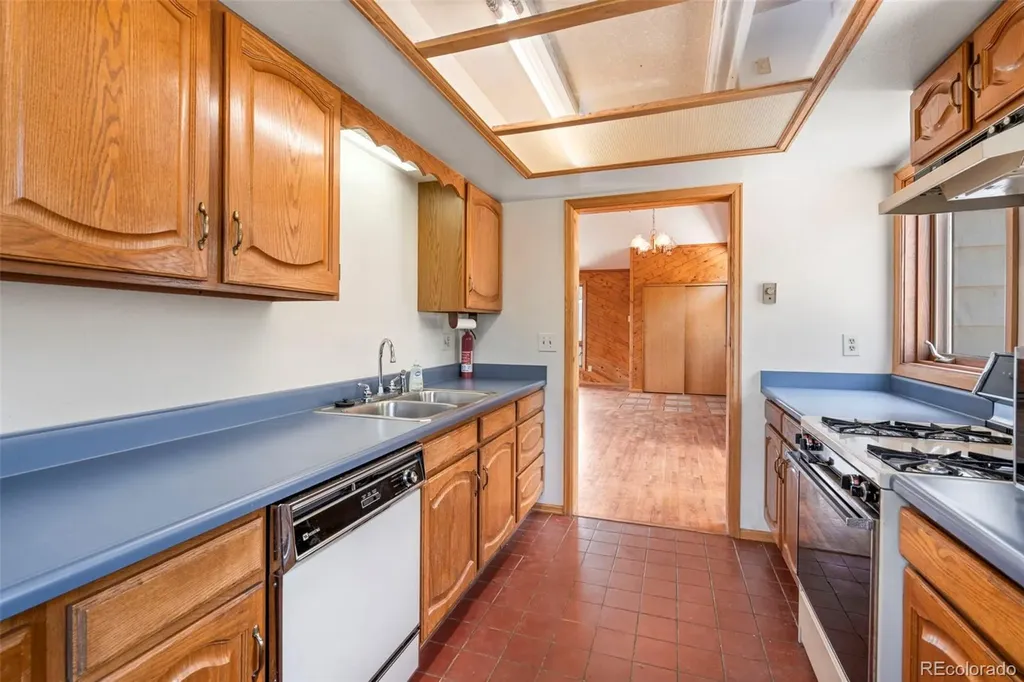 363 Peaks Point Granby CO 80446