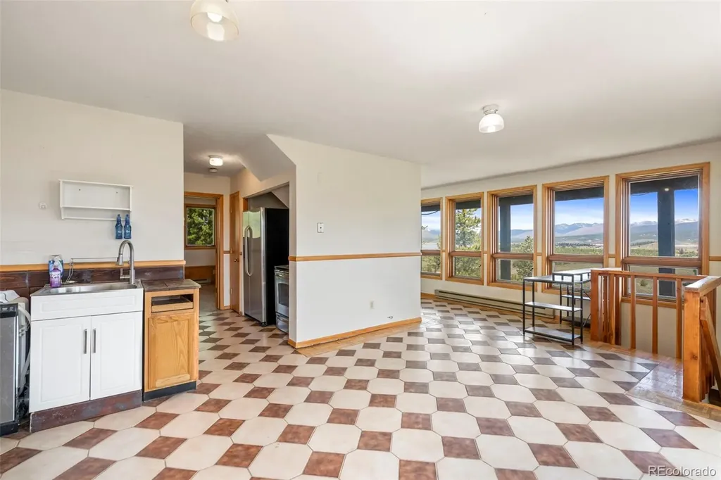 363 Peaks Point Granby CO 80446