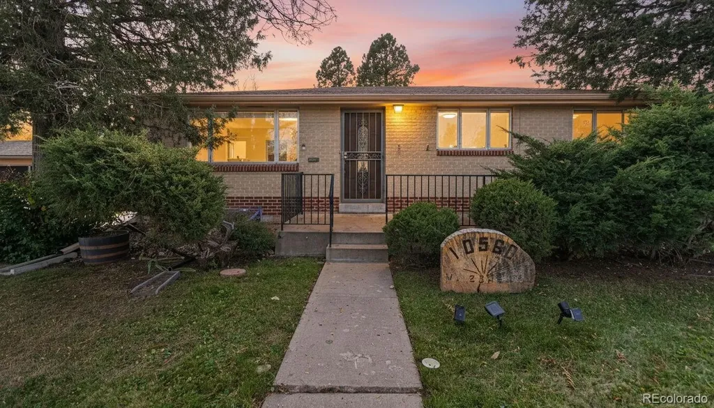 10560 W 23rd Place Lakewood CO 80215