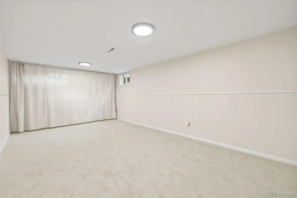 10560 W 23rd Place Lakewood CO 80215