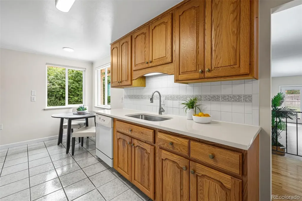 10560 W 23rd Place Lakewood CO 80215