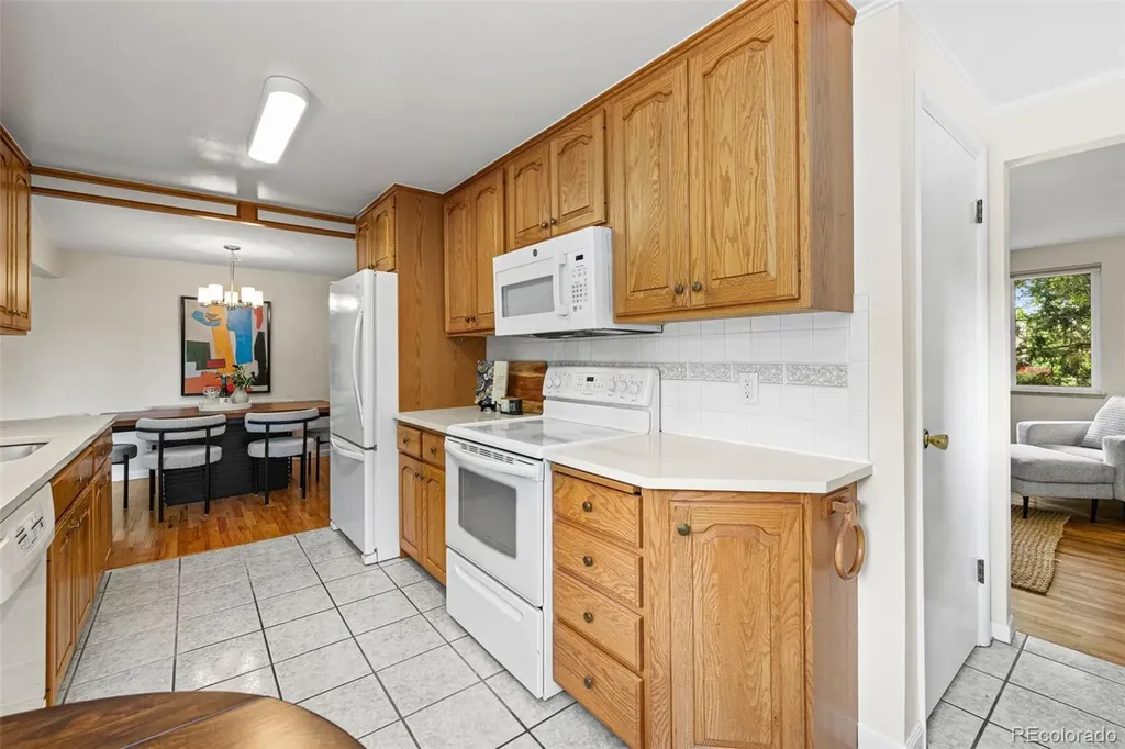 10560 W 23rd Place Lakewood CO 80215