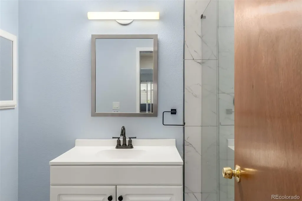 5702 W Asbury Place Lakewood CO 80227
