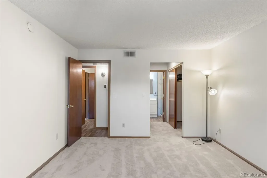5702 W Asbury Place Lakewood CO 80227