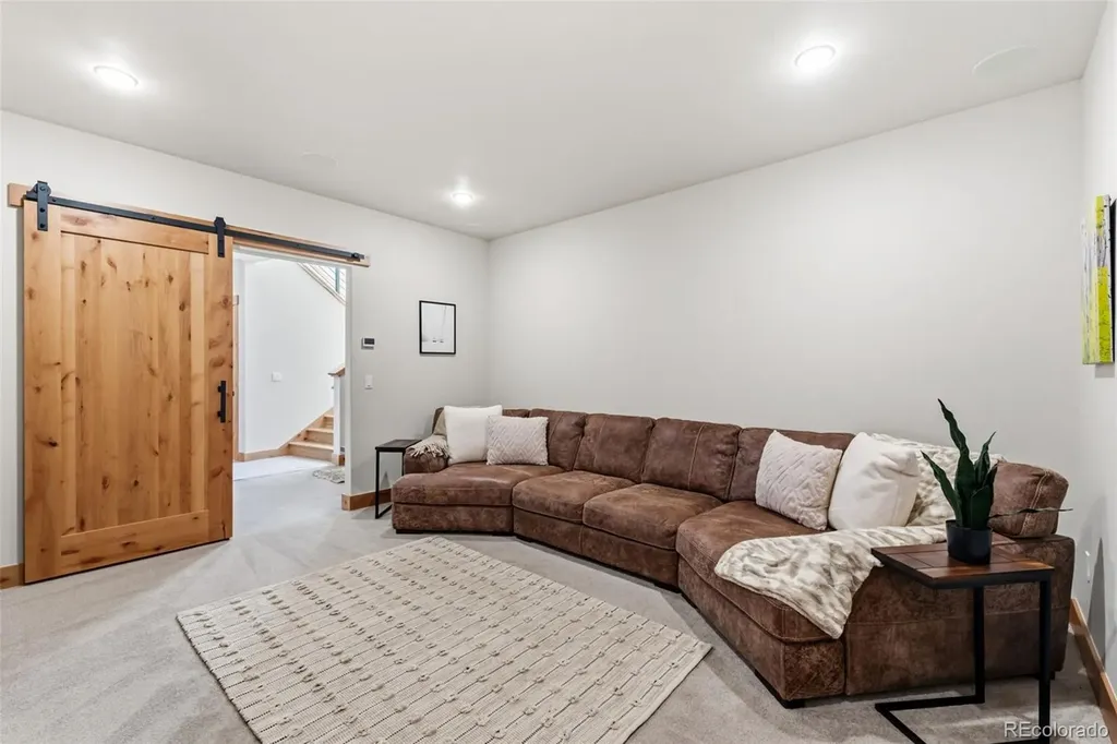 83 Mckay Place Silverthorne CO 80498