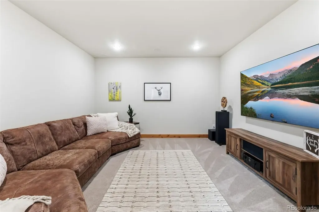 83 Mckay Place Silverthorne CO 80498