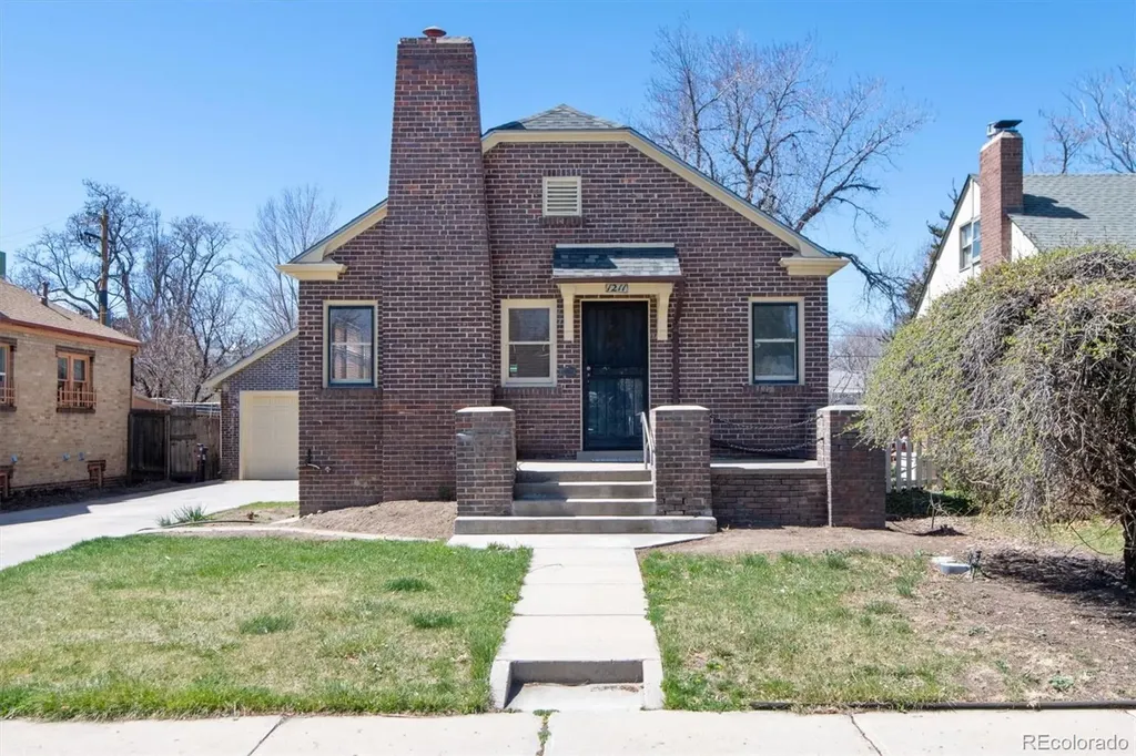 1211 Bellaire Street Denver CO 80220
