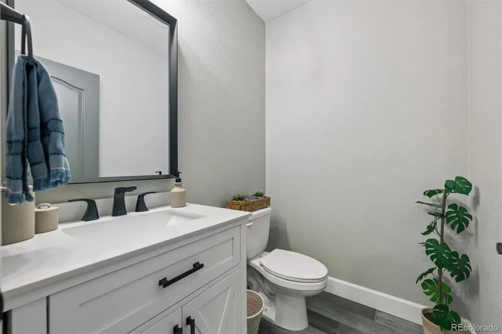 28017 E Nichols Place Aurora CO 80016