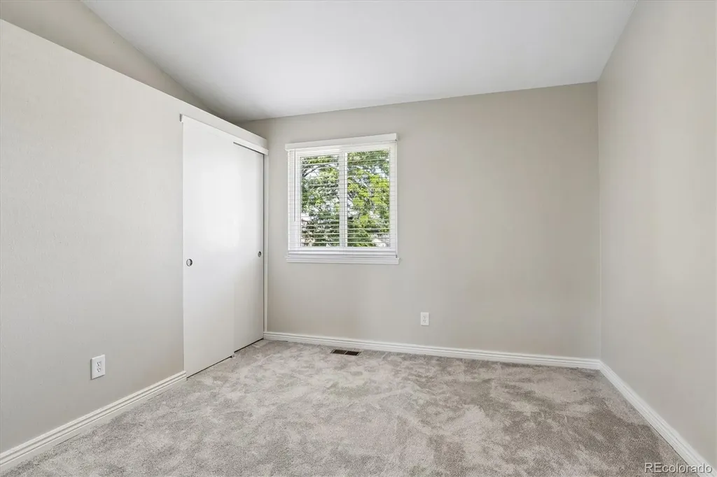 9806 Madison Street Denver CO 80229