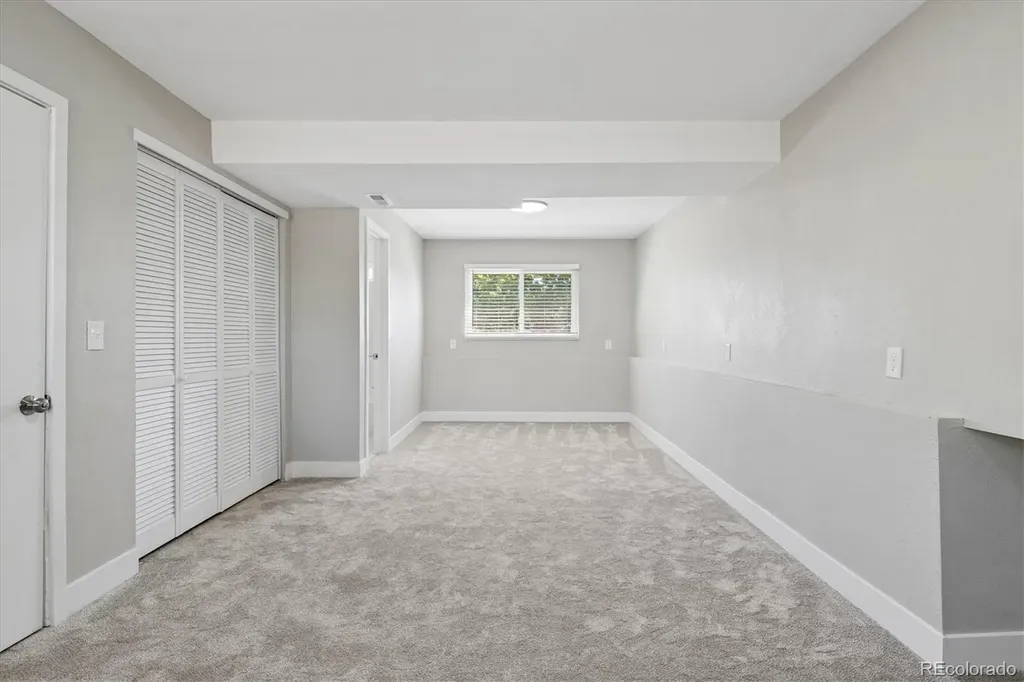 9806 Madison Street Denver CO 80229