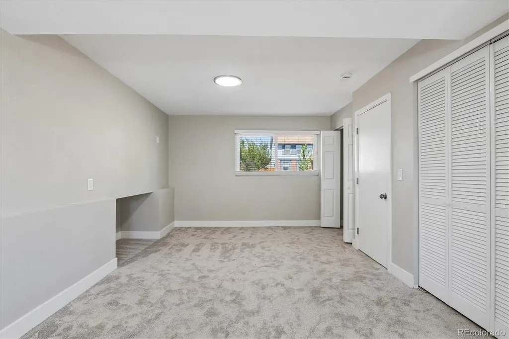 9806 Madison Street Denver CO 80229