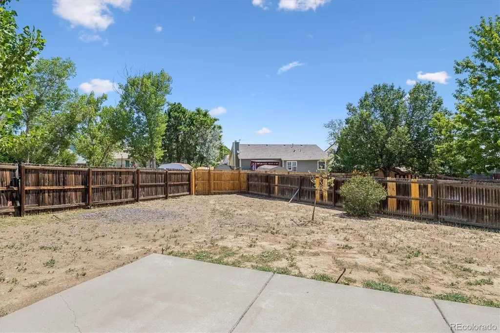 9806 Madison Street Denver CO 80229