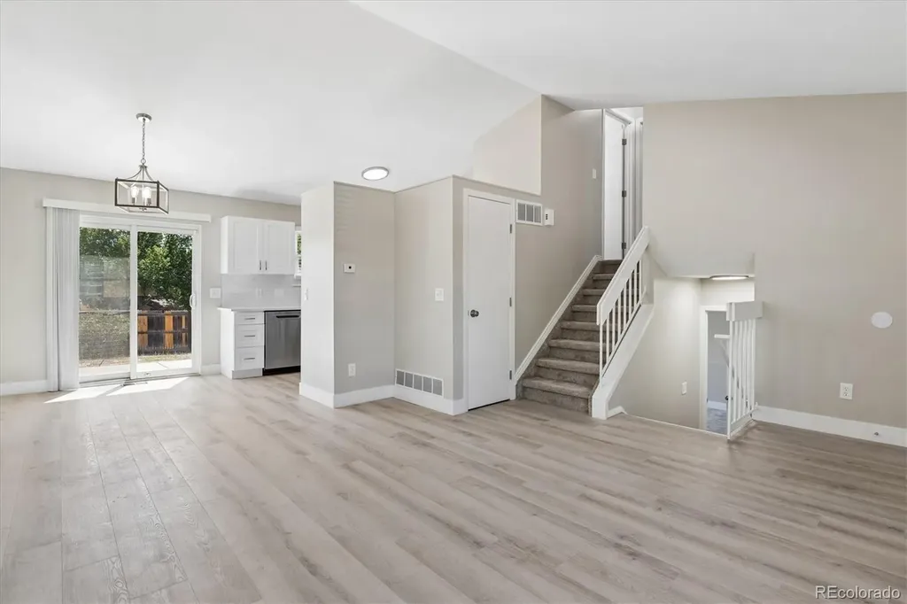 9806 Madison Street Denver CO 80229