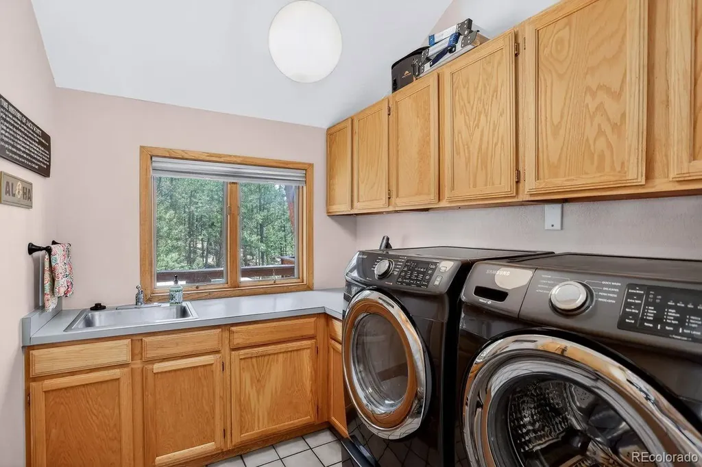 203 Valley View Lane Pine CO 80470