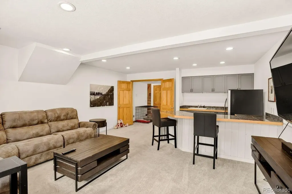 203 Valley View Lane Pine CO 80470