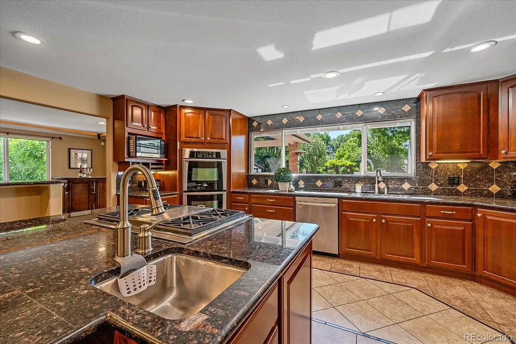 9700 W 76th Place Arvada CO 80005