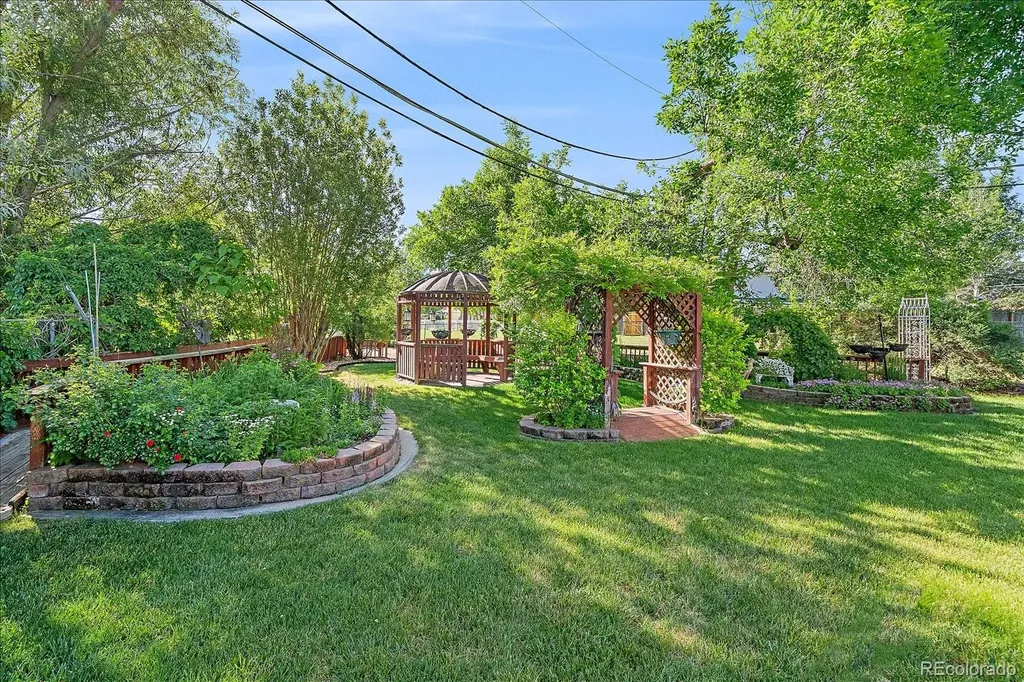 9700 W 76th Place Arvada CO 80005
