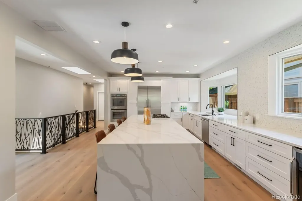 2552 E Alameda Avenue Denver CO 80209