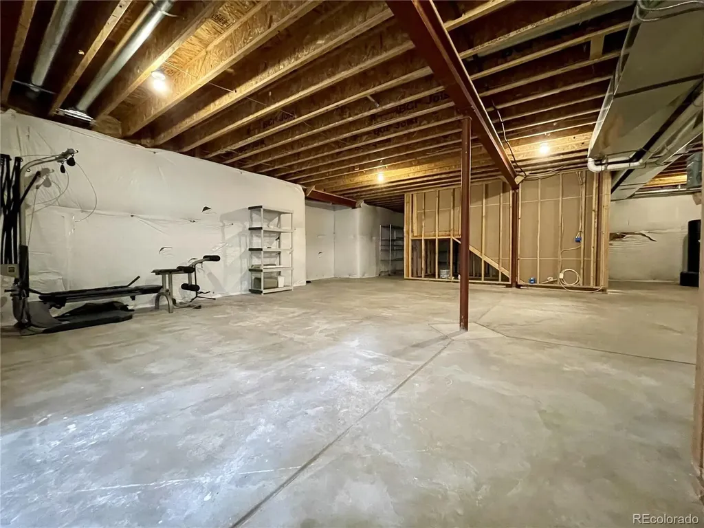 176 W 8th Avenue Byers CO 80103