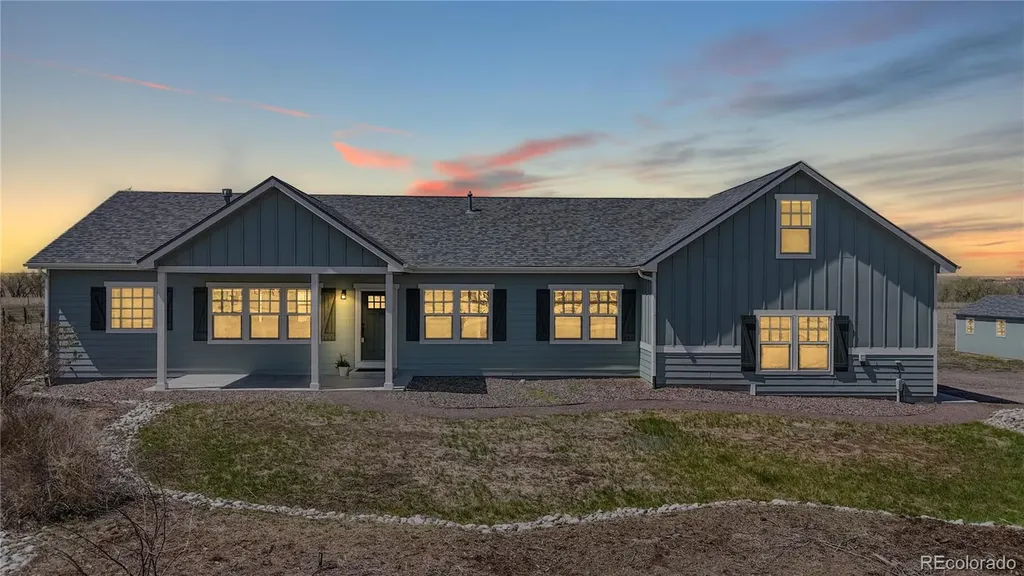 176 W 8th Avenue Byers CO 80103