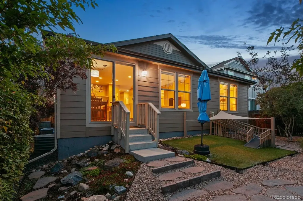 6956 Isabell Street Arvada CO 80007