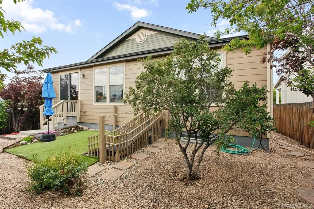 6956 Isabell Street Arvada CO 80007