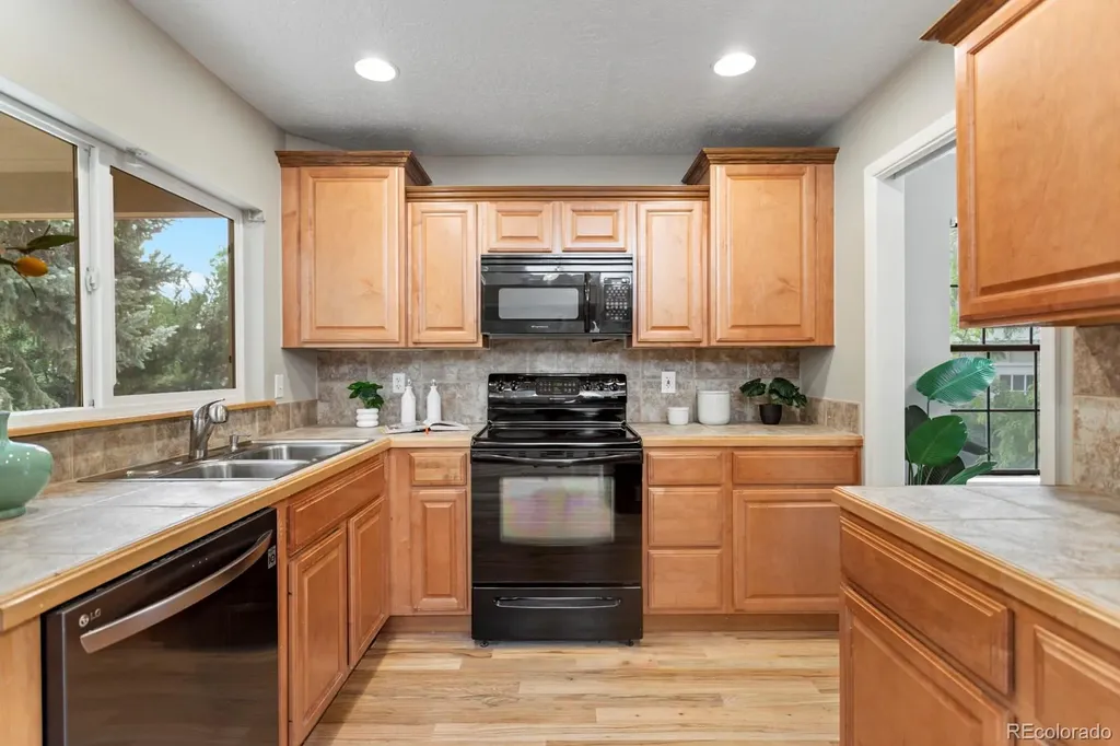 8160 Flower Circle Arvada CO 80005