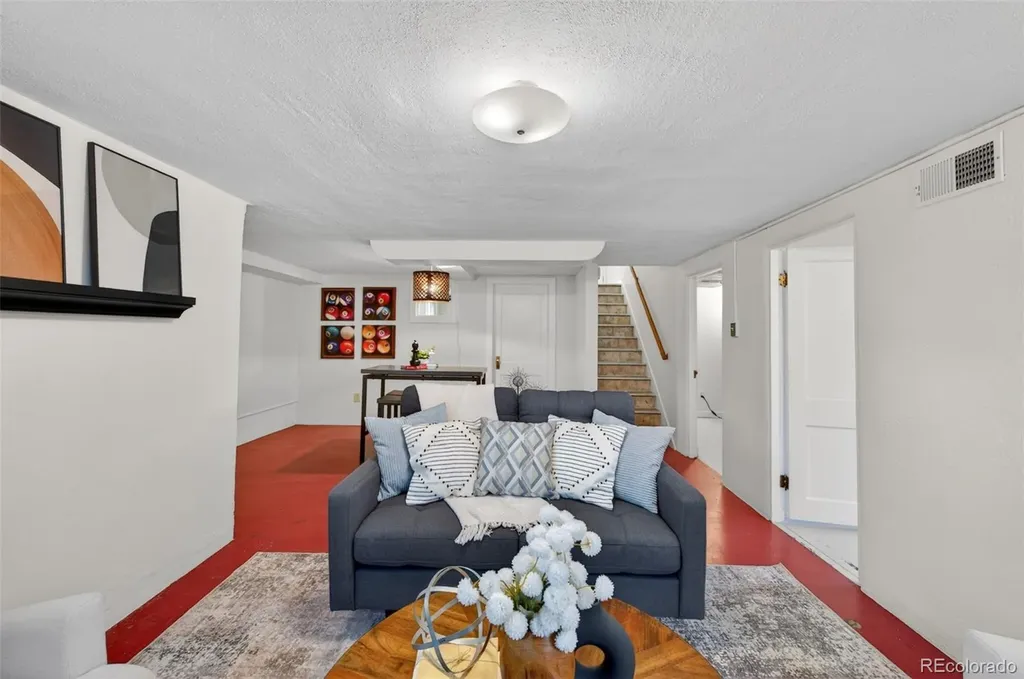3176 W 39th Avenue Denver CO 80211