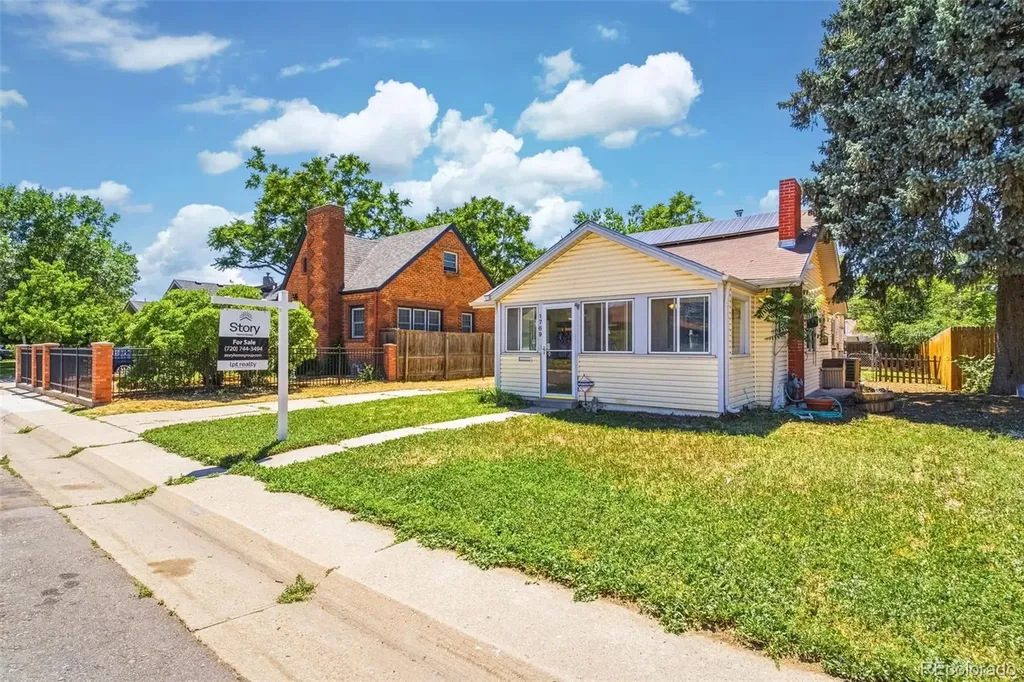 1769 Spruce Street Denver CO 80220