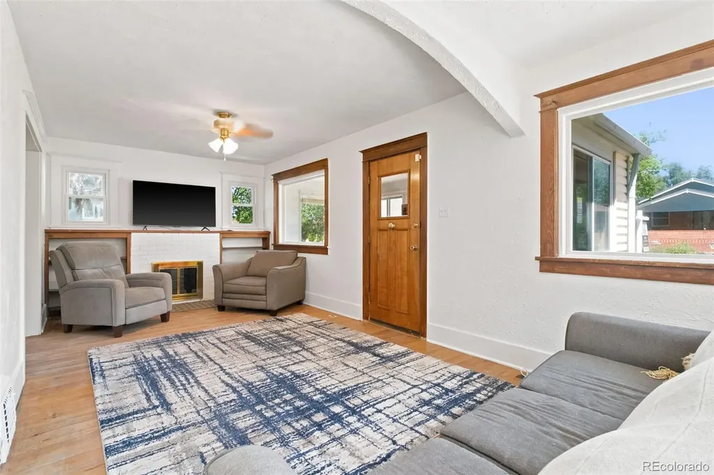 1769 Spruce Street Denver CO 80220