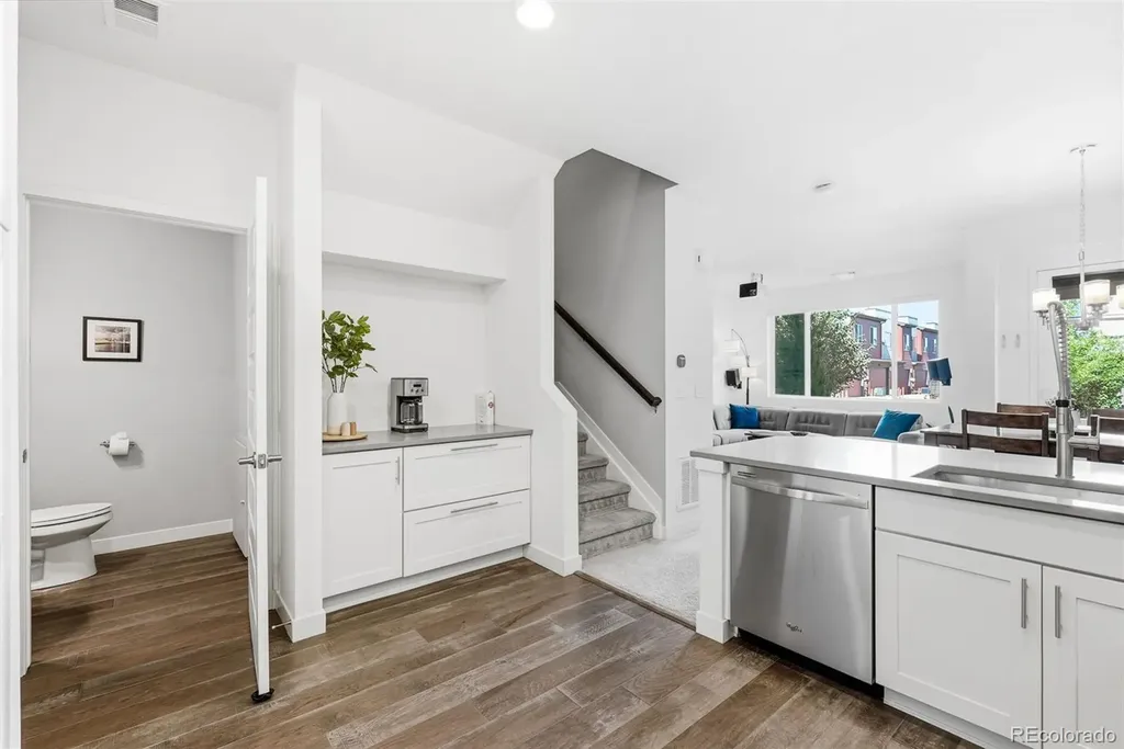 6759 Warren Drive Denver CO 80221