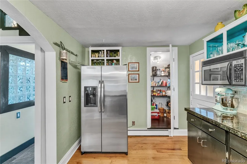 2522 Benton Street Edgewater CO 80214