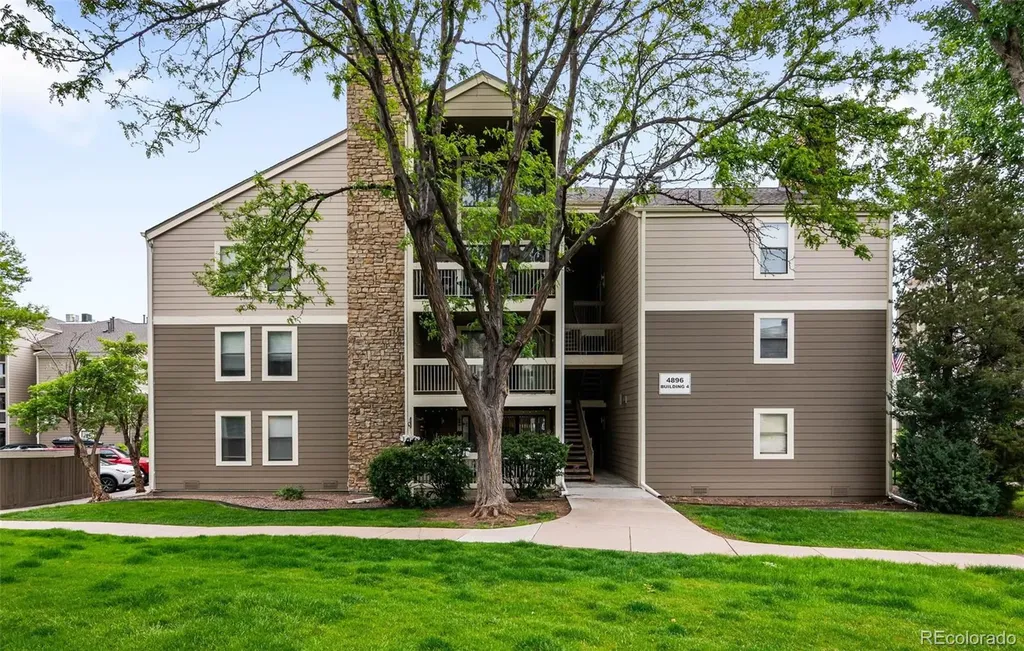4896 S Dudley Street Littleton CO 80123