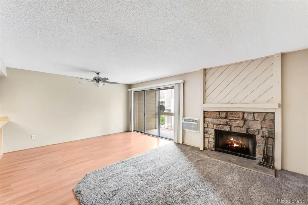 4896 S Dudley Street Littleton CO 80123
