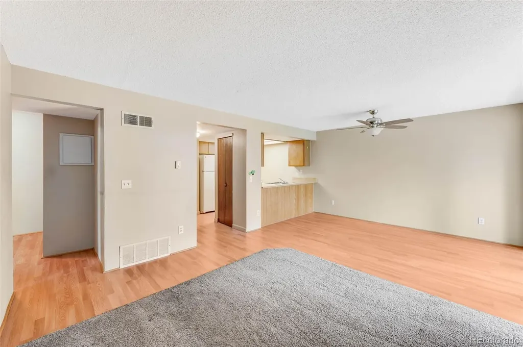 4896 S Dudley Street Littleton CO 80123