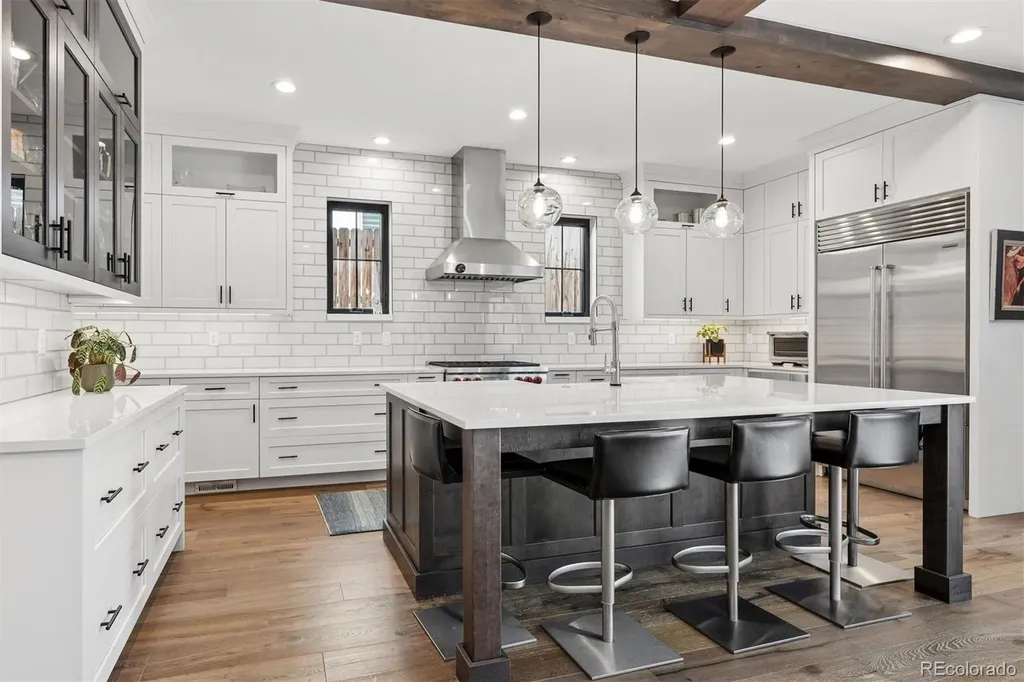 516 S High Street Denver CO 80209