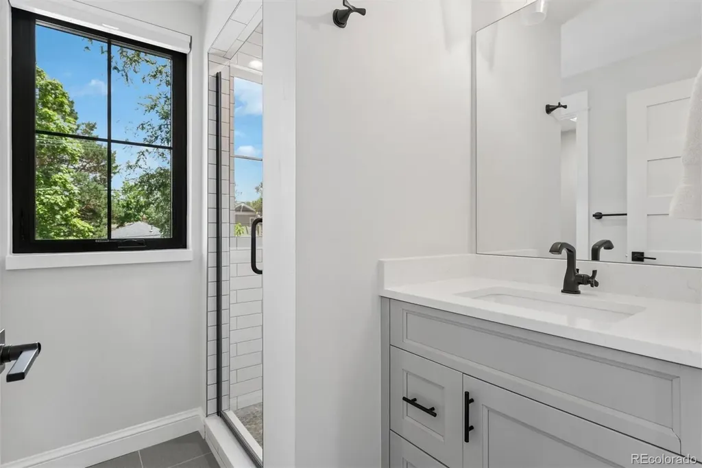 516 S High Street Denver CO 80209