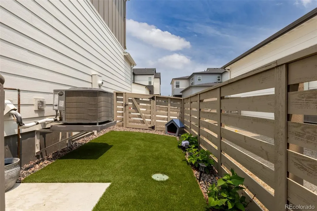 8892 Yellowcress Street Littleton CO 80125