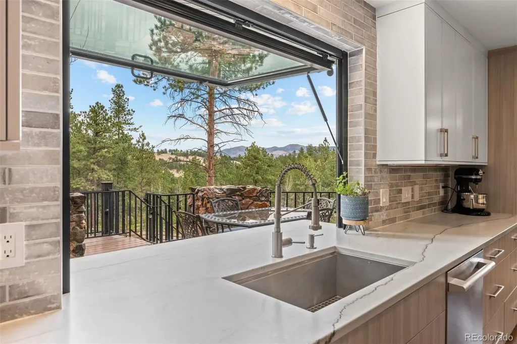 571 Sundown Lane Evergreen CO 80439