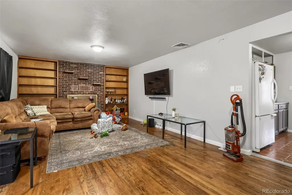 7071 Clermont Street Commerce City CO 80022