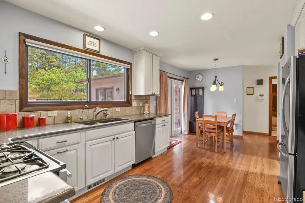 4751 Red Rock Drive Larkspur CO 80118